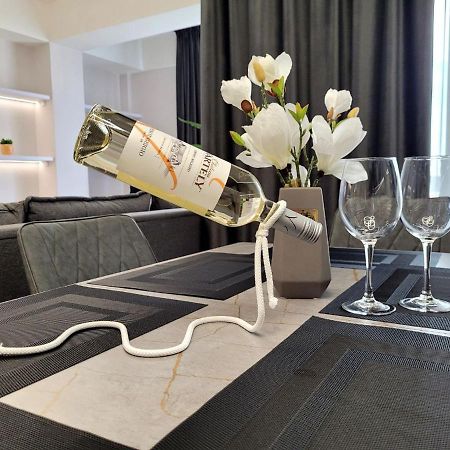 Dendrarium Park Apartment Deluxe 基希讷乌 外观 照片