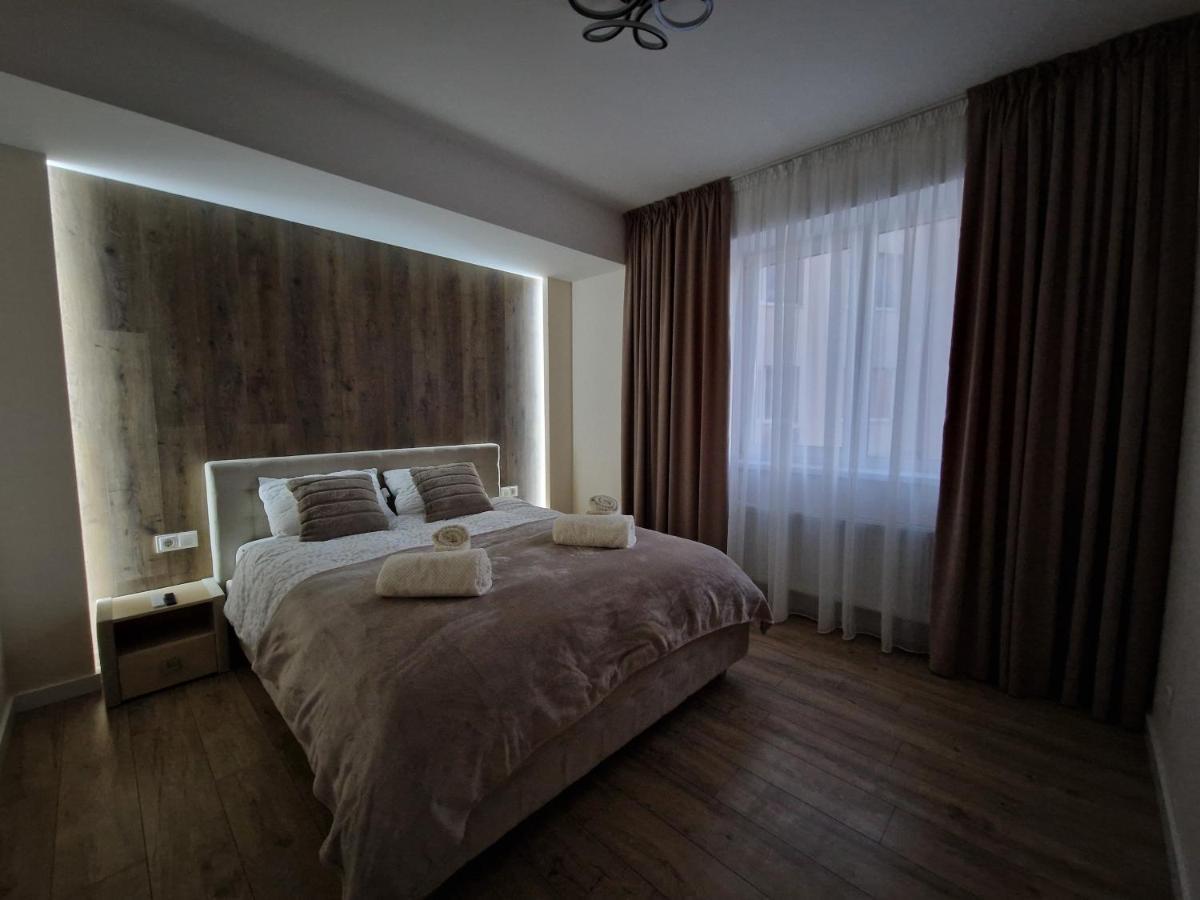 Dendrarium Park Apartment Deluxe 基希讷乌 外观 照片