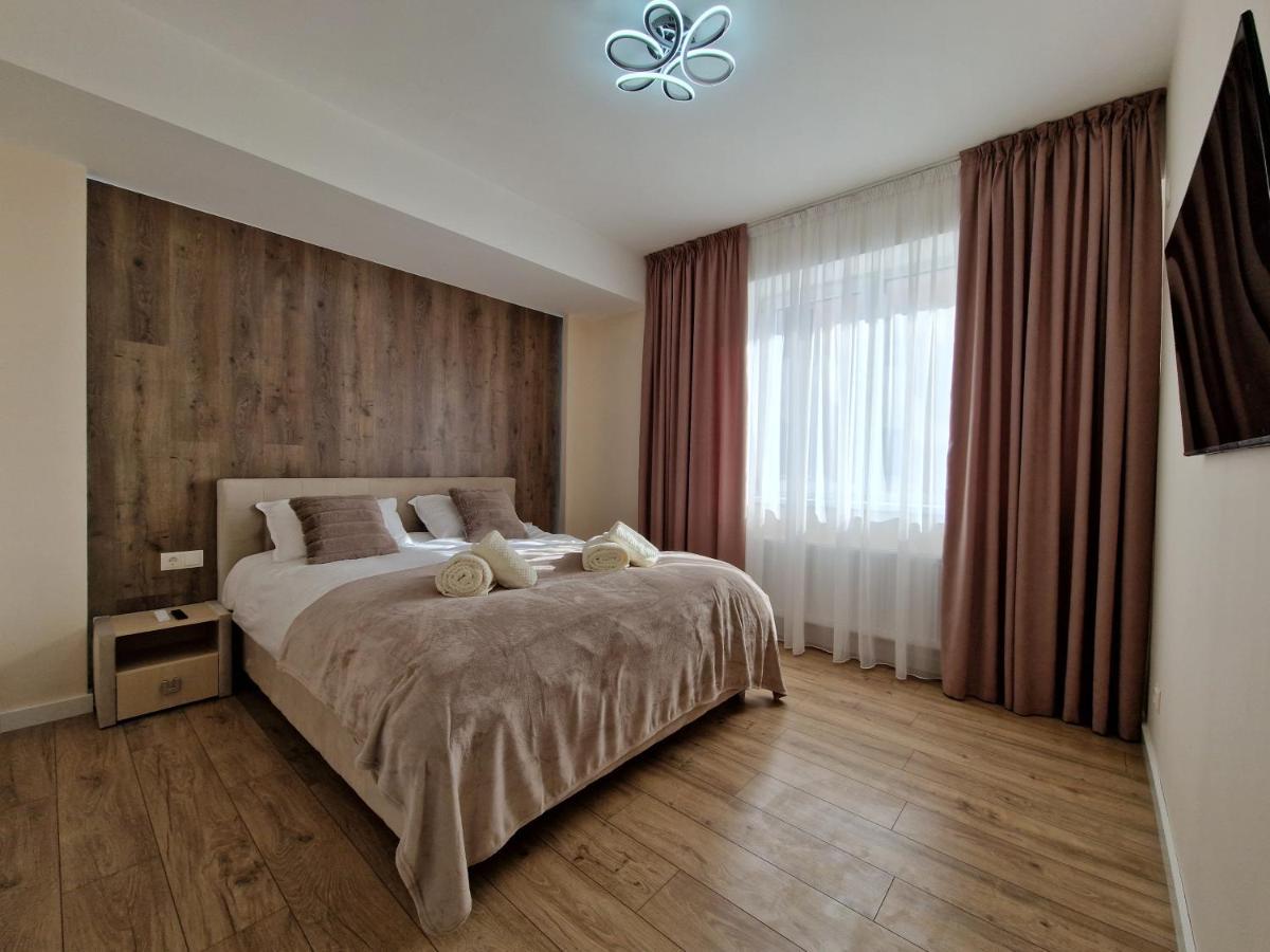 Dendrarium Park Apartment Deluxe 基希讷乌 外观 照片